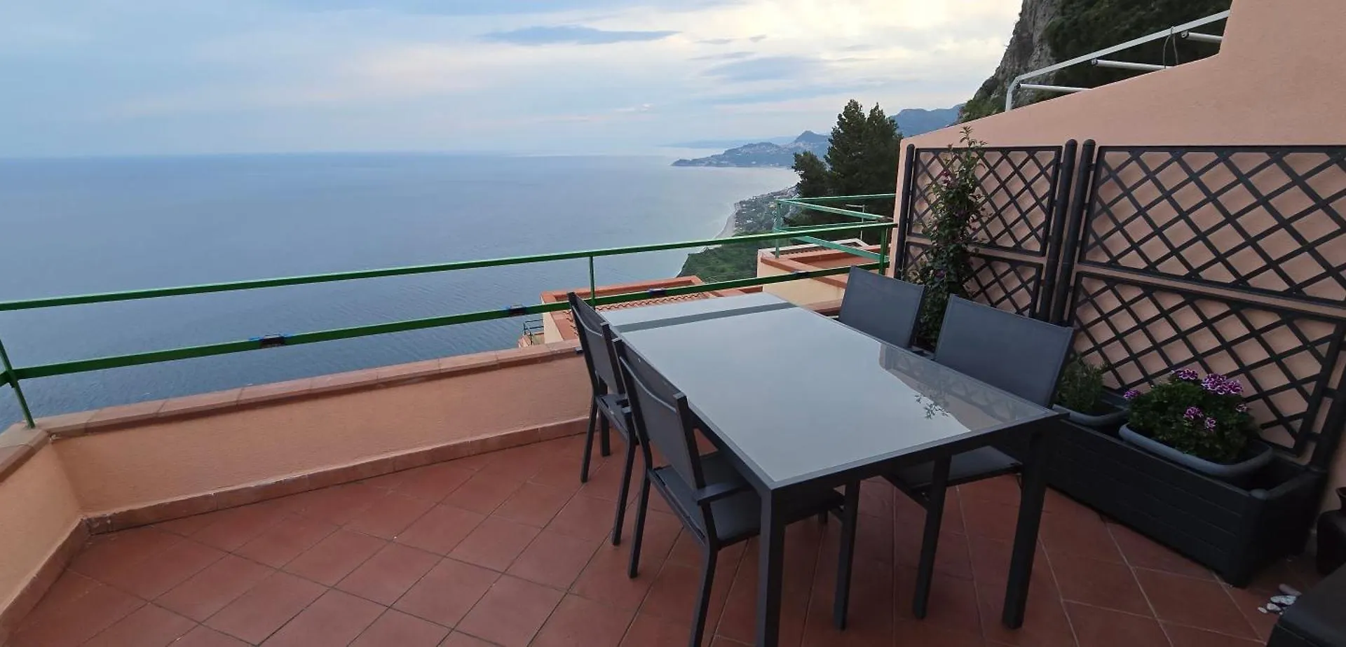 La Terrazza Sul Mare Apartment Forza d'Agro 0*,  Italy